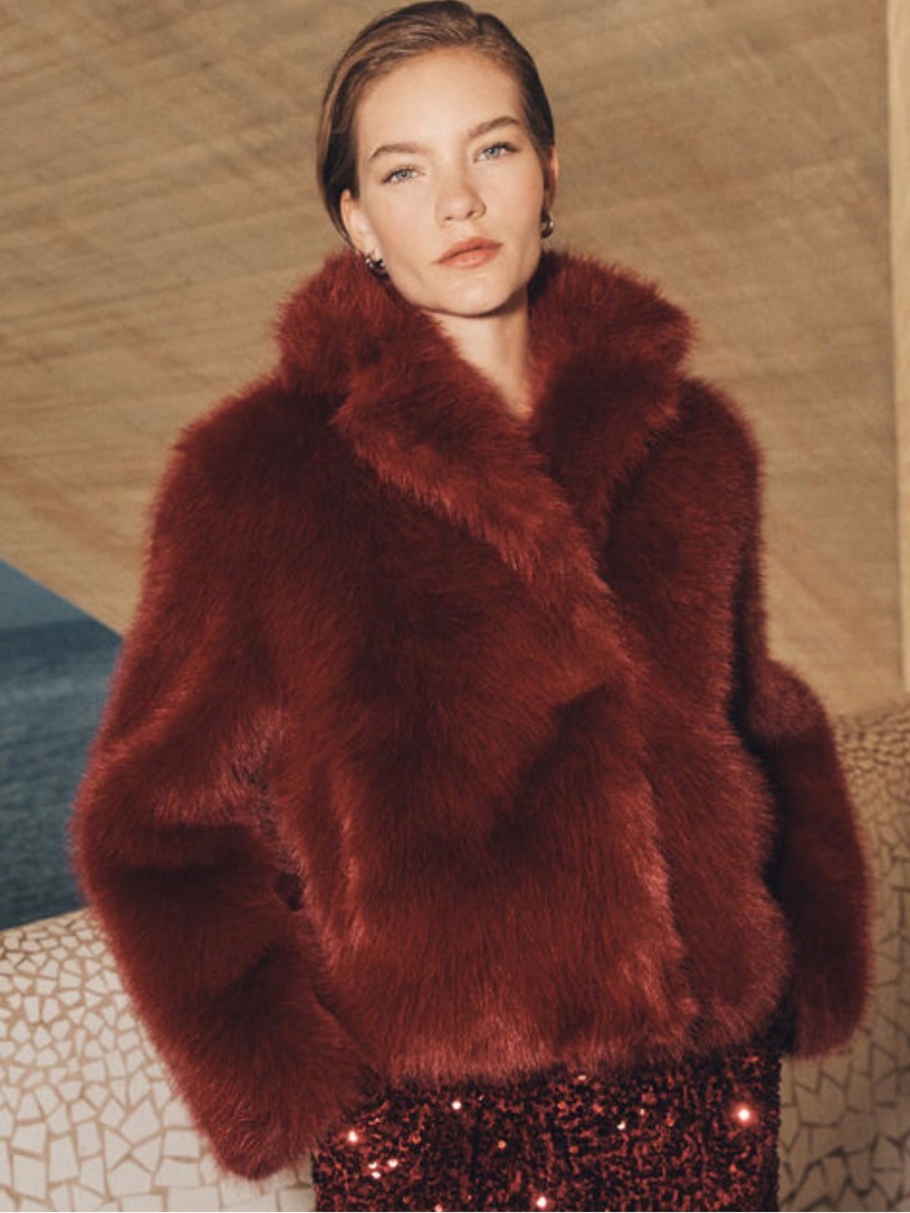 Apricot 🍑 - Burgundy Fur Collar Short Coat